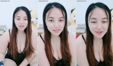 Nonton Bokep Indo Jessy Semok Cakep Colmek Ngangkang