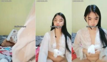 Nonton Bokep Indo Live Cewek Tocil Pantat Besar