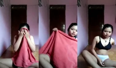 Nonton Bokep Indo Abg Kelar Mandi Remes Toket